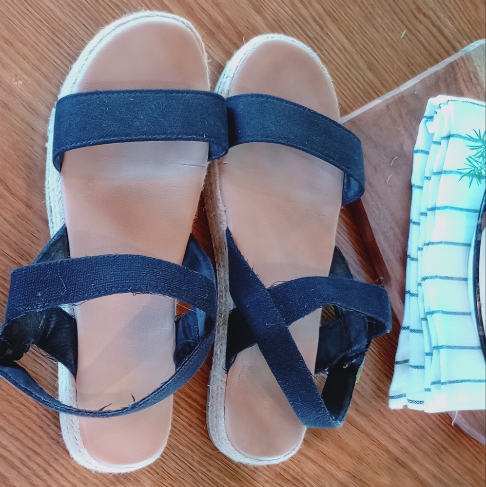 Old Navy Navy Blue Espadrille Sandals